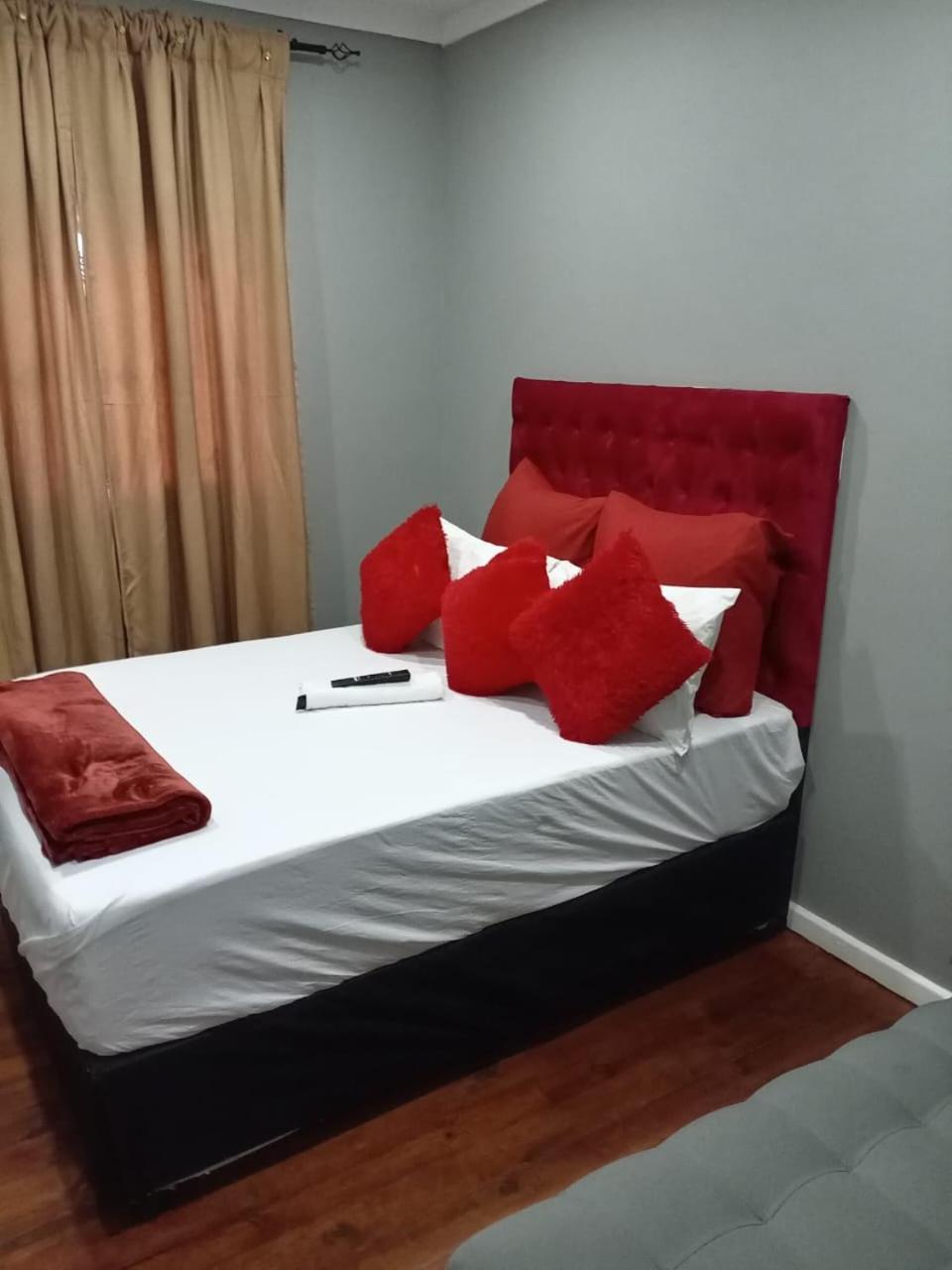 Ufc Homestay Cape Town